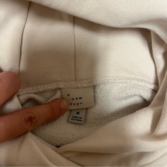 A New Day hoodie - Picture 3 of 5